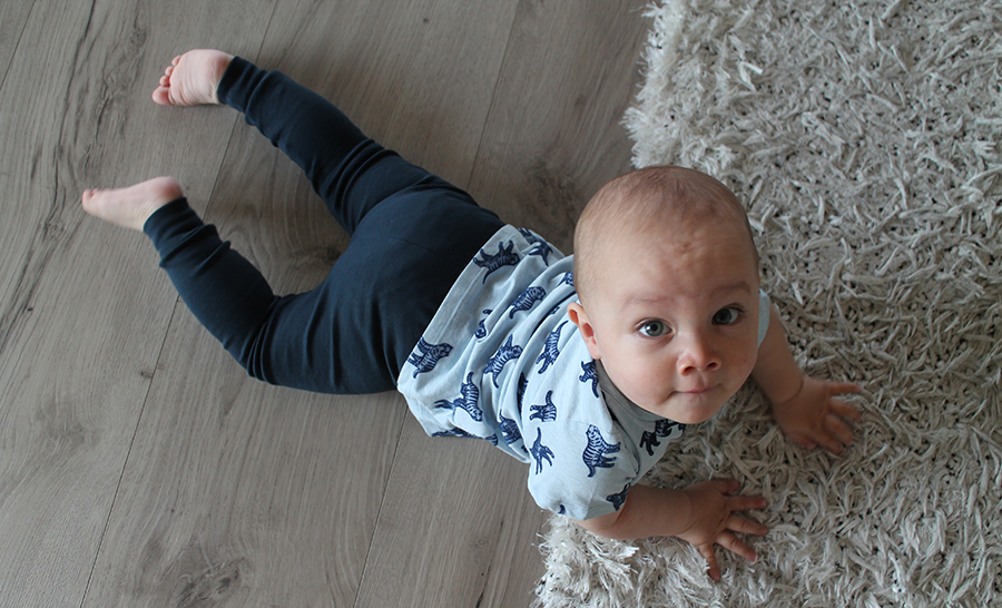 Verdens nemmeste bukser baby (inkl. mønstre)